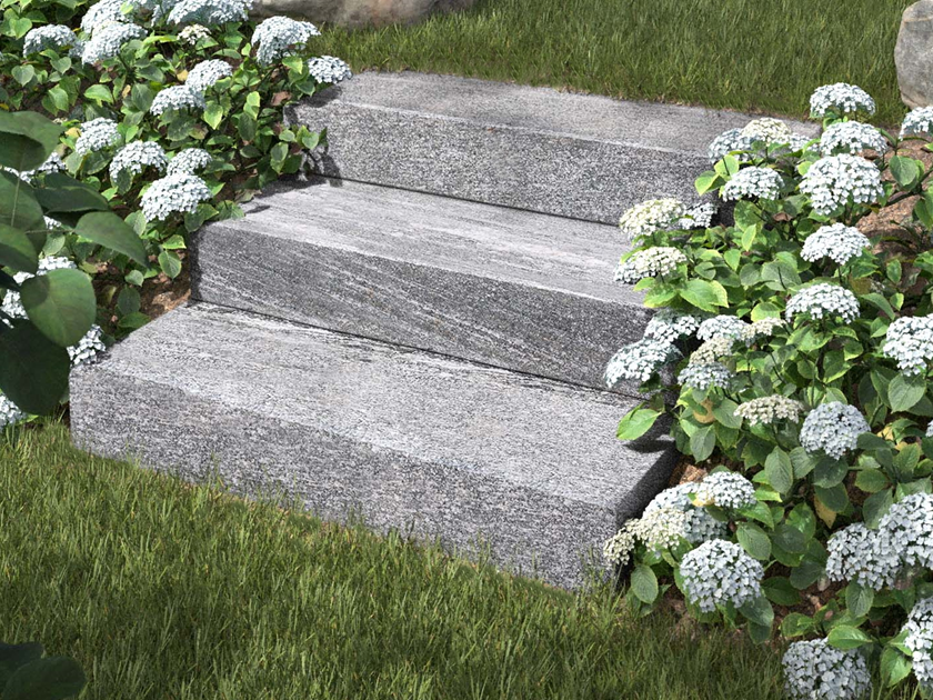 Blockstufen Gneis Urban Grey Line mit Blumen und Rasen
