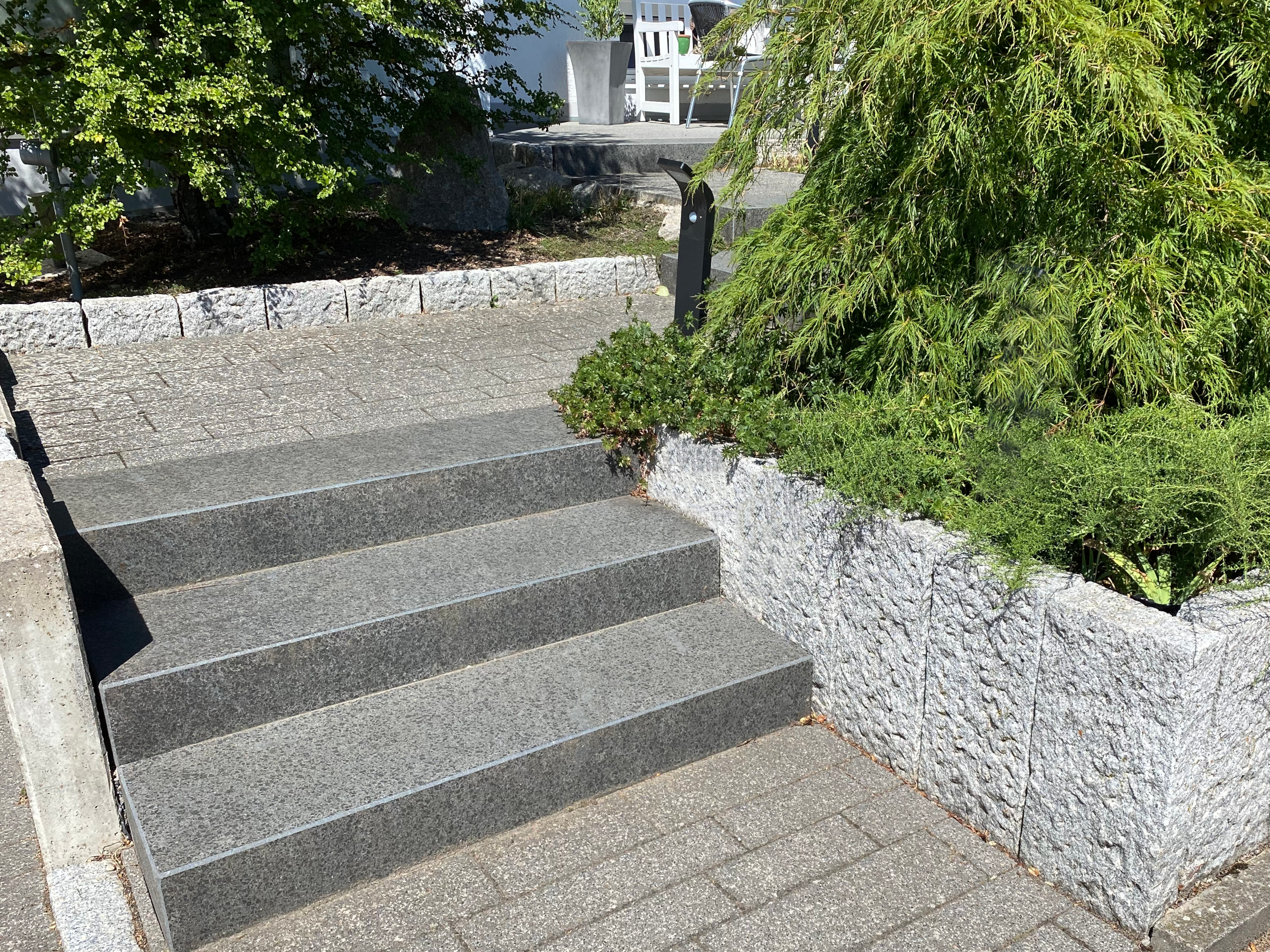 Blockstufen Basalt Takeda Ambiente Treppenanlage