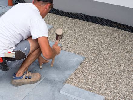 terrassenplatten sicher auf beton verlegen stonenaturelle