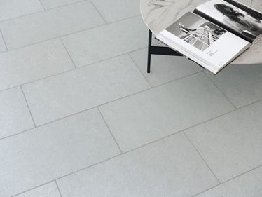 Neu_Sevilla_Pearl_Zeitschrift