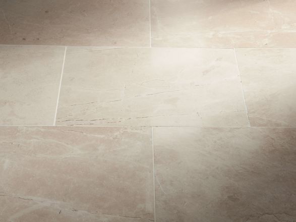 Marmorfliese Royal Cream poliert mit Schatten