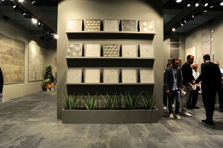 Grafische Muster, 3D-Optik; Betonoptik, Naturstein-Look: Trendvielfalt wohin das Auge reicht