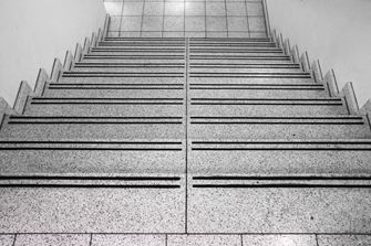 Granittreppe: Repräsentativ, robust und schön!