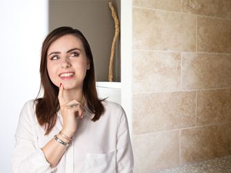 Pauline mit Fragezeichen im Gesicht