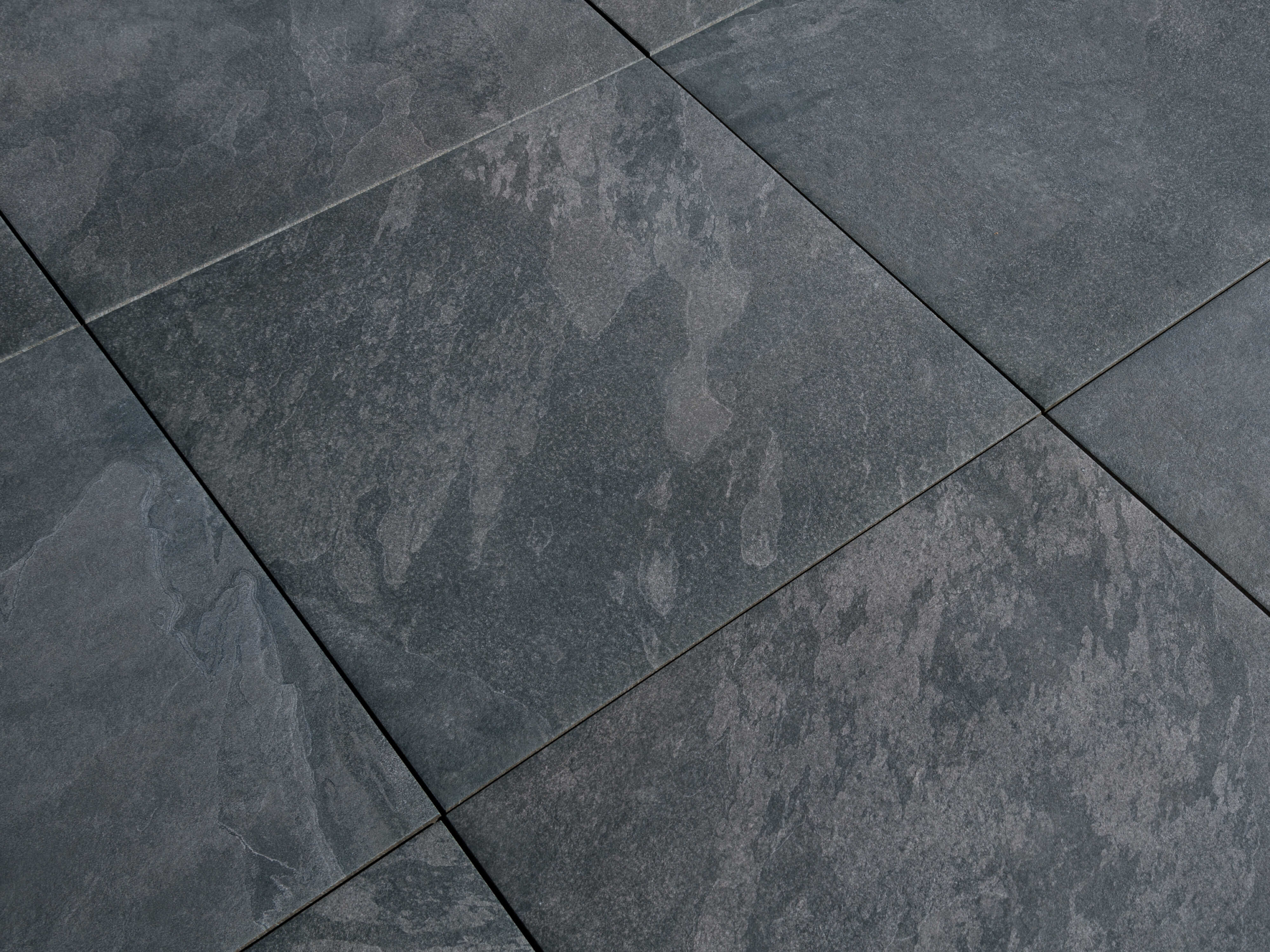 Terrassenplatten Alpine Black, Schieferoptik stonenaturelle